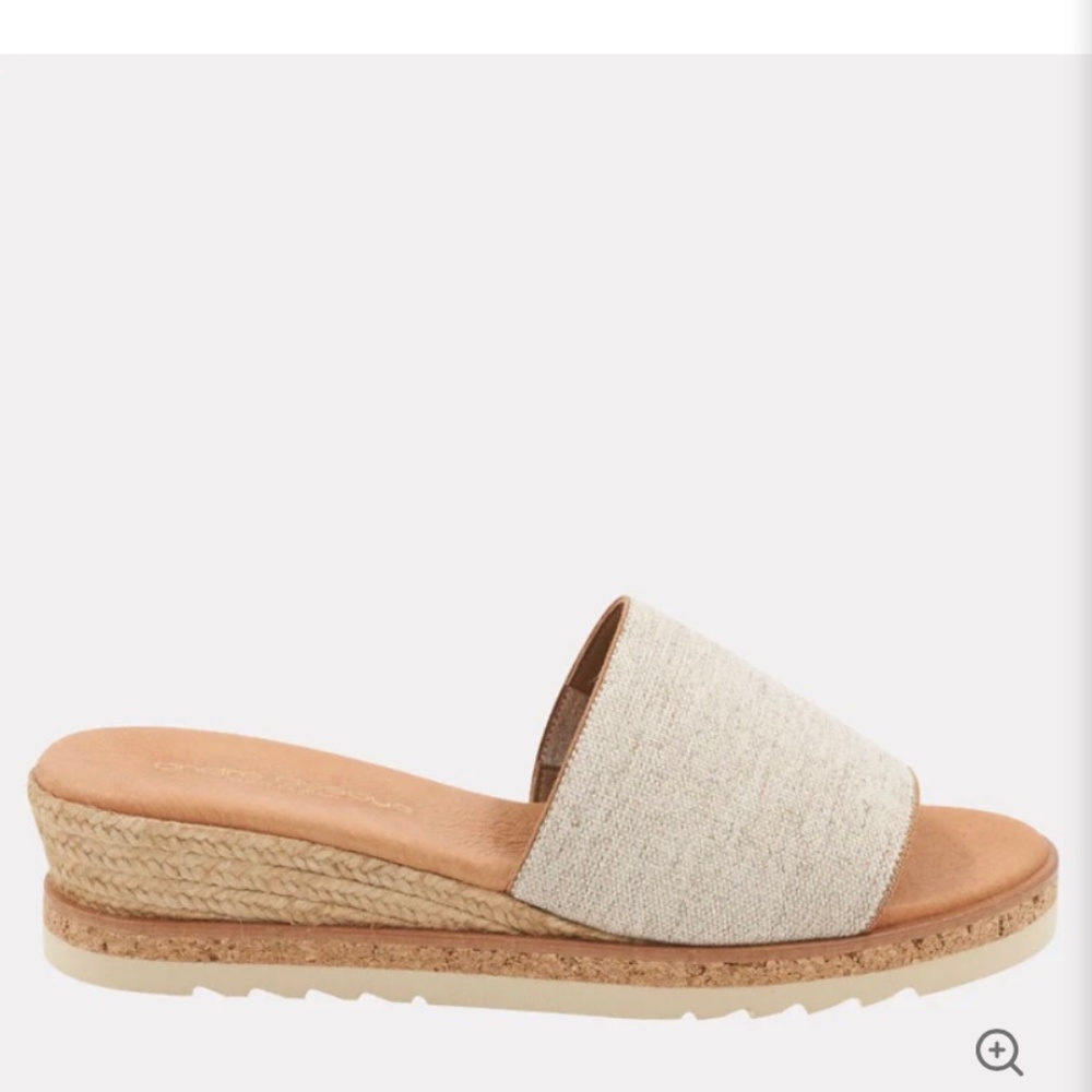 Andre’ Assous Nessie Jute Espadrille Wedge - like new